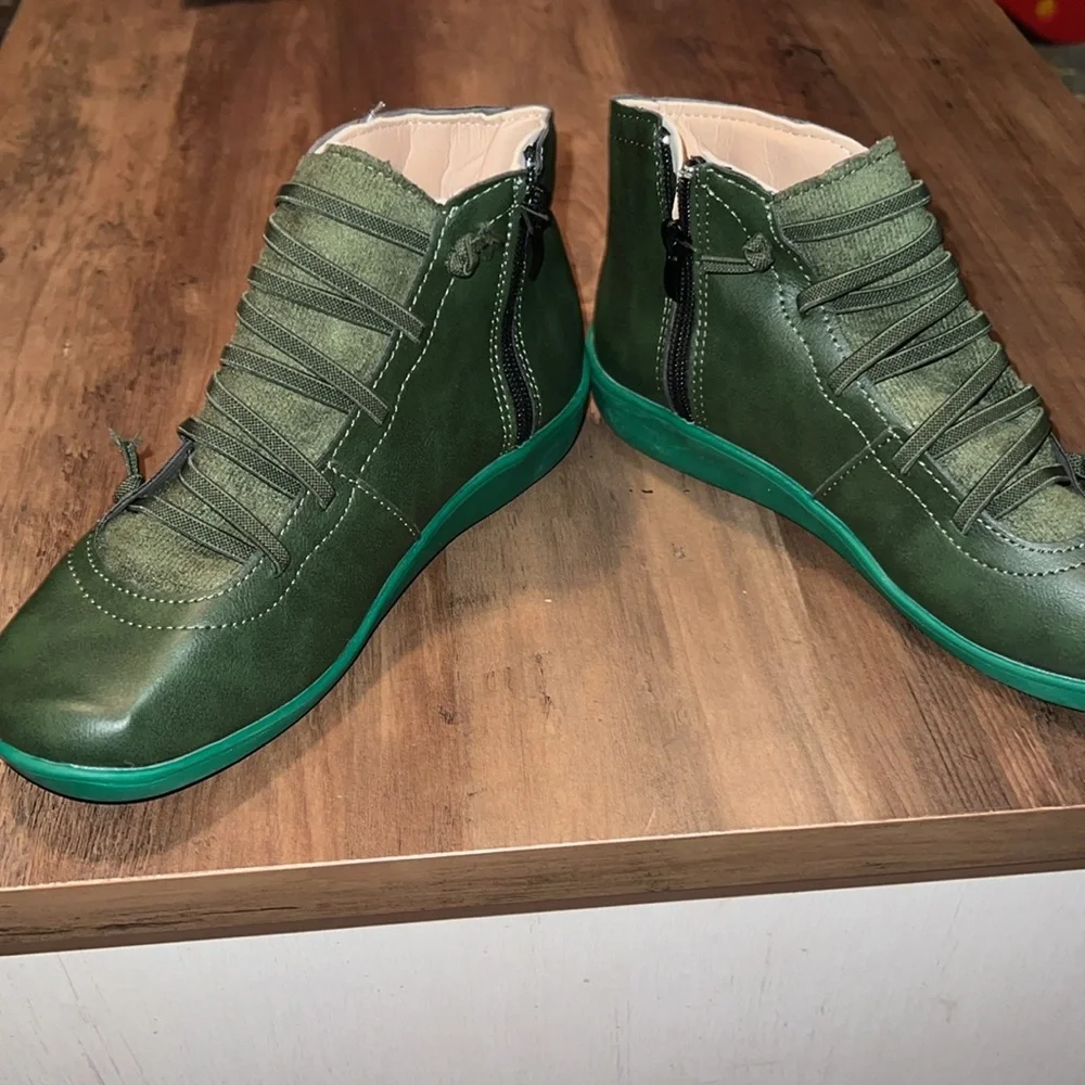 Kids Green High-Top Lace-Up Bootss size 35